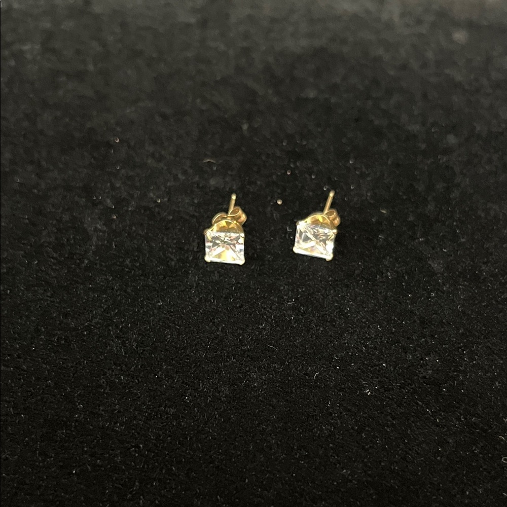 Elegant Stud Earrings